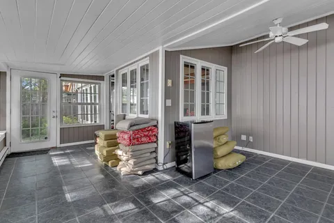 $780,000 | 271 Lake Avenue North, Spicer, MN 56288