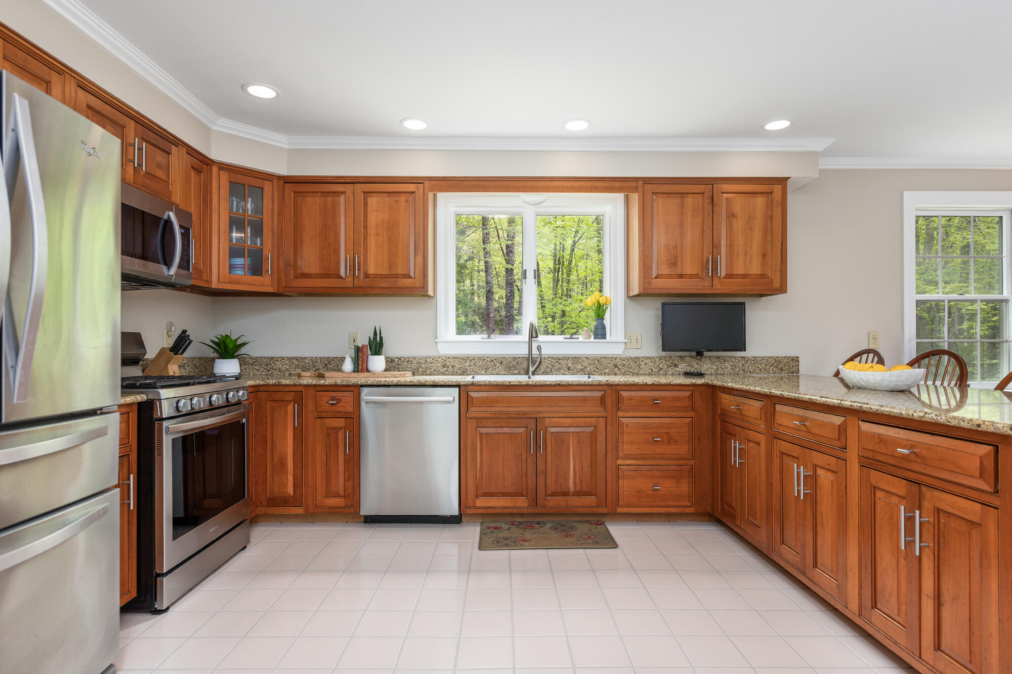 8 Bentridge Road Falmouth, ME 04105 - Photo 5 of 49 8 Bentridge Dr._W5_002