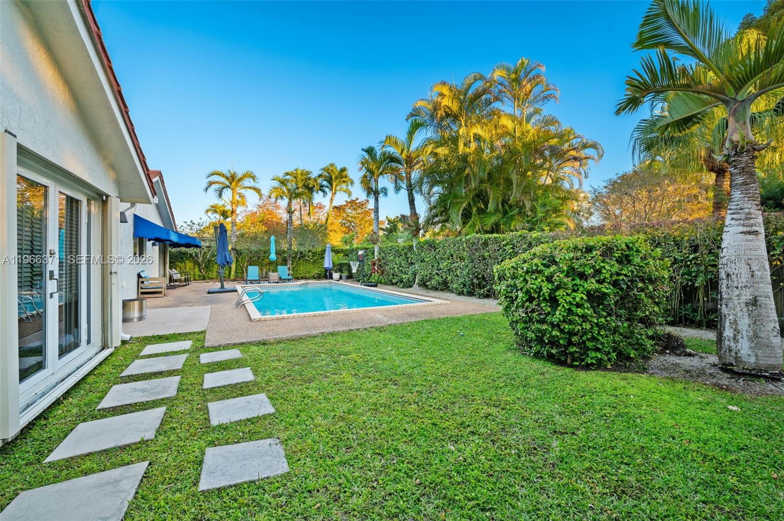 12020 Southwest 93rd Street Miami, FL 33186 - Photo 39 of 42 a view of yard