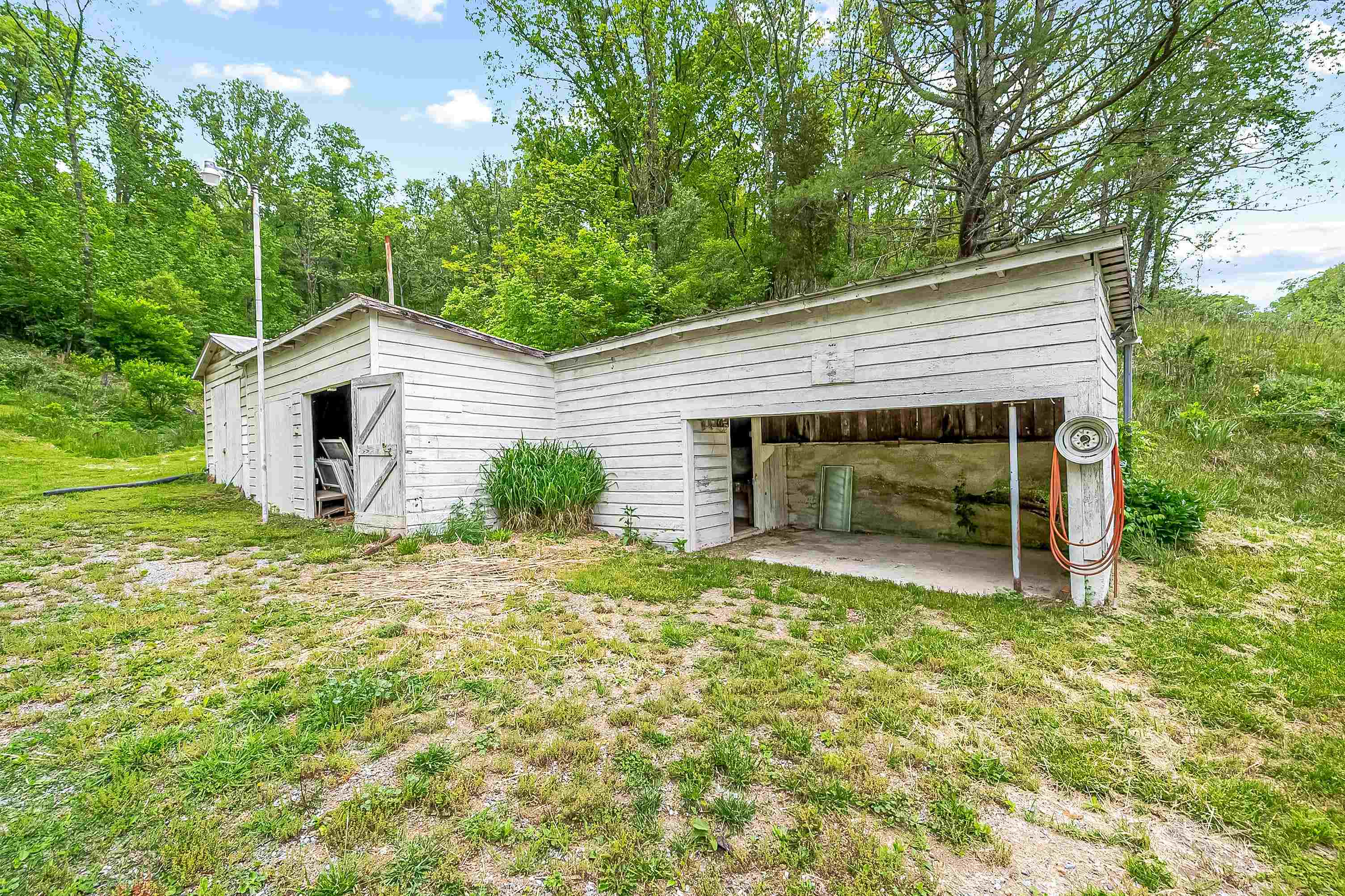 2734 Vicker Switch Road Christiansburg, VA 24073 - Photo 63 of 74 Gallery Image 63