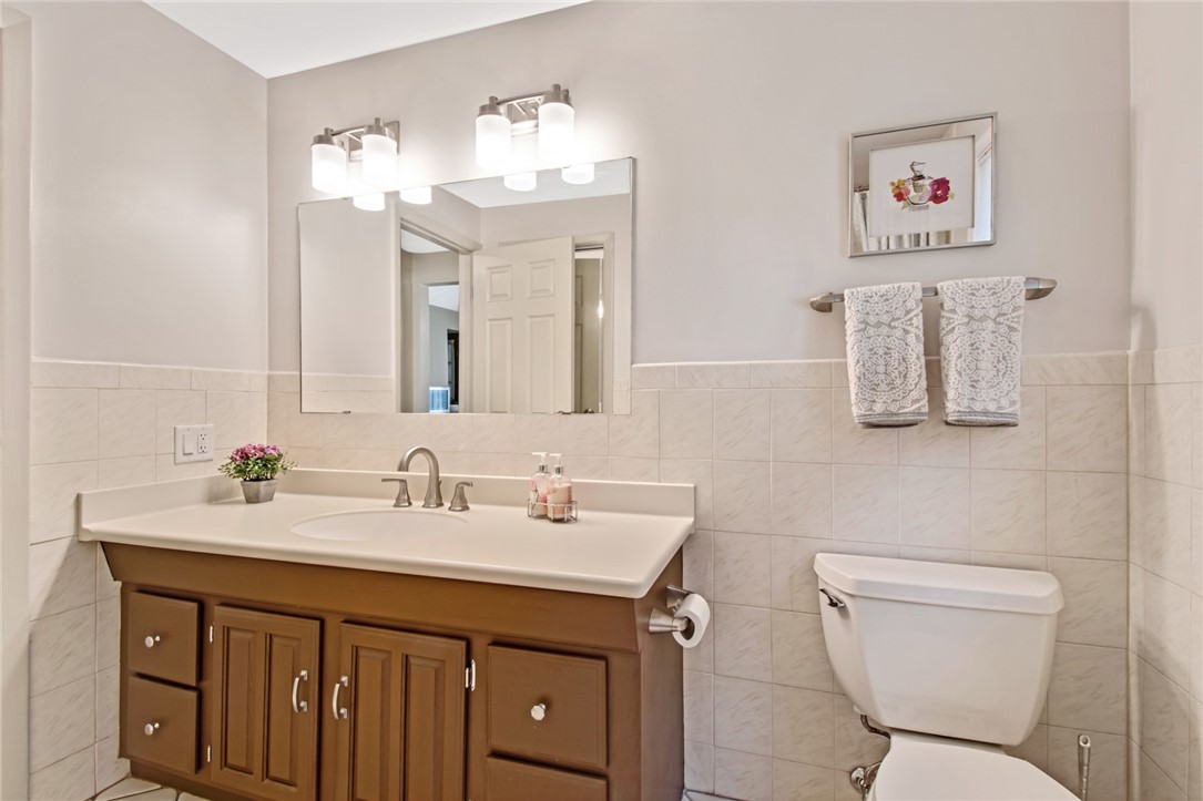 166 Kearney Drive Irondequoit, NY 14617 - Photo 11 of 31