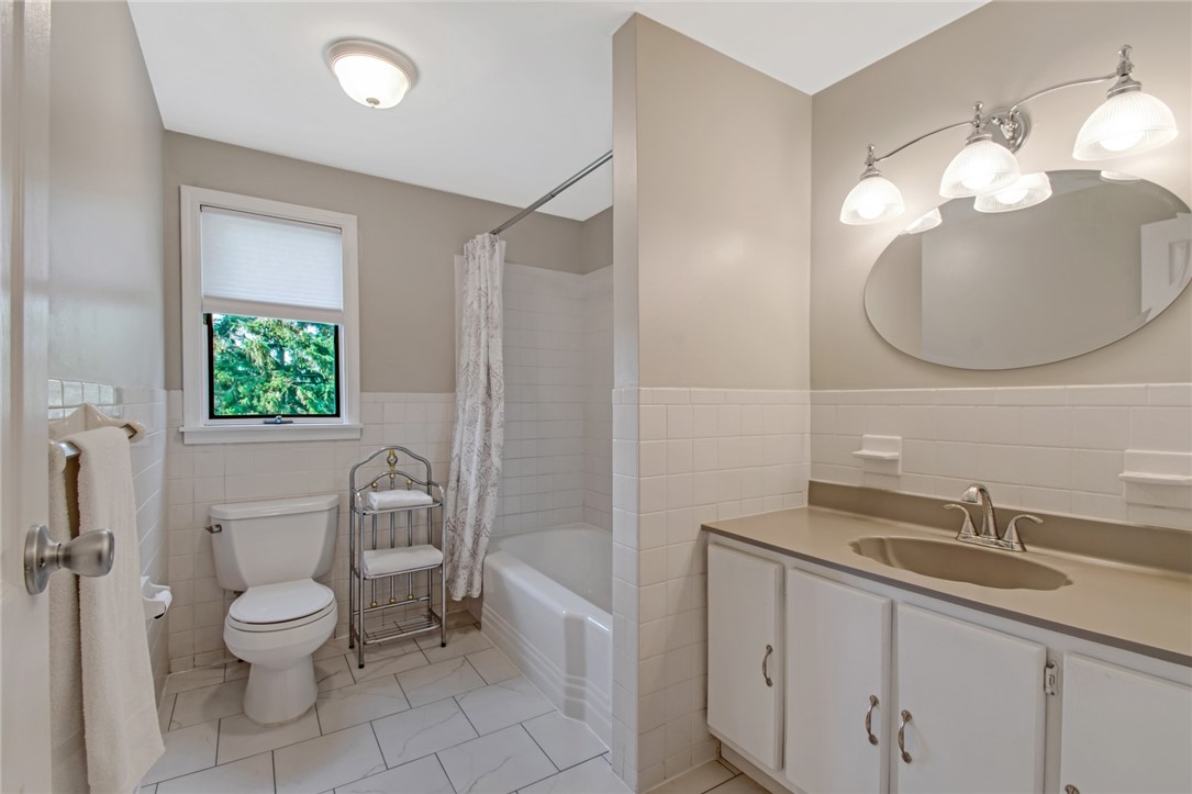 166 Kearney Drive Irondequoit, NY 14617 - Photo 19 of 31