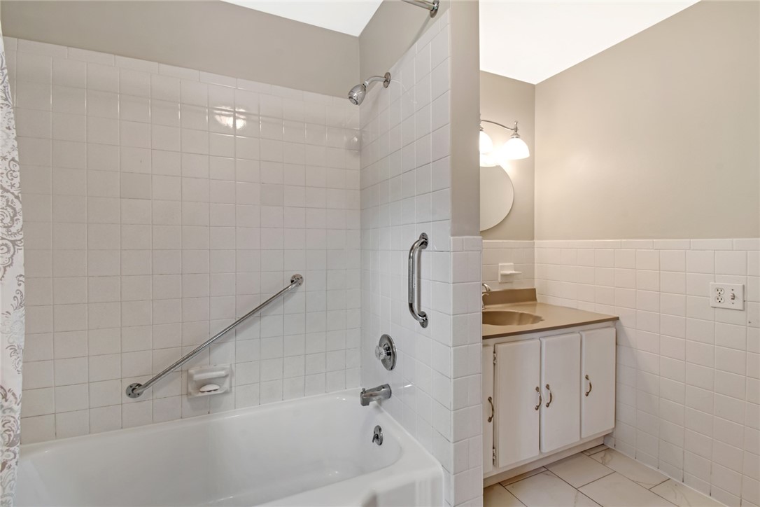 166 Kearney Drive Irondequoit, NY 14617 - Photo 20 of 31