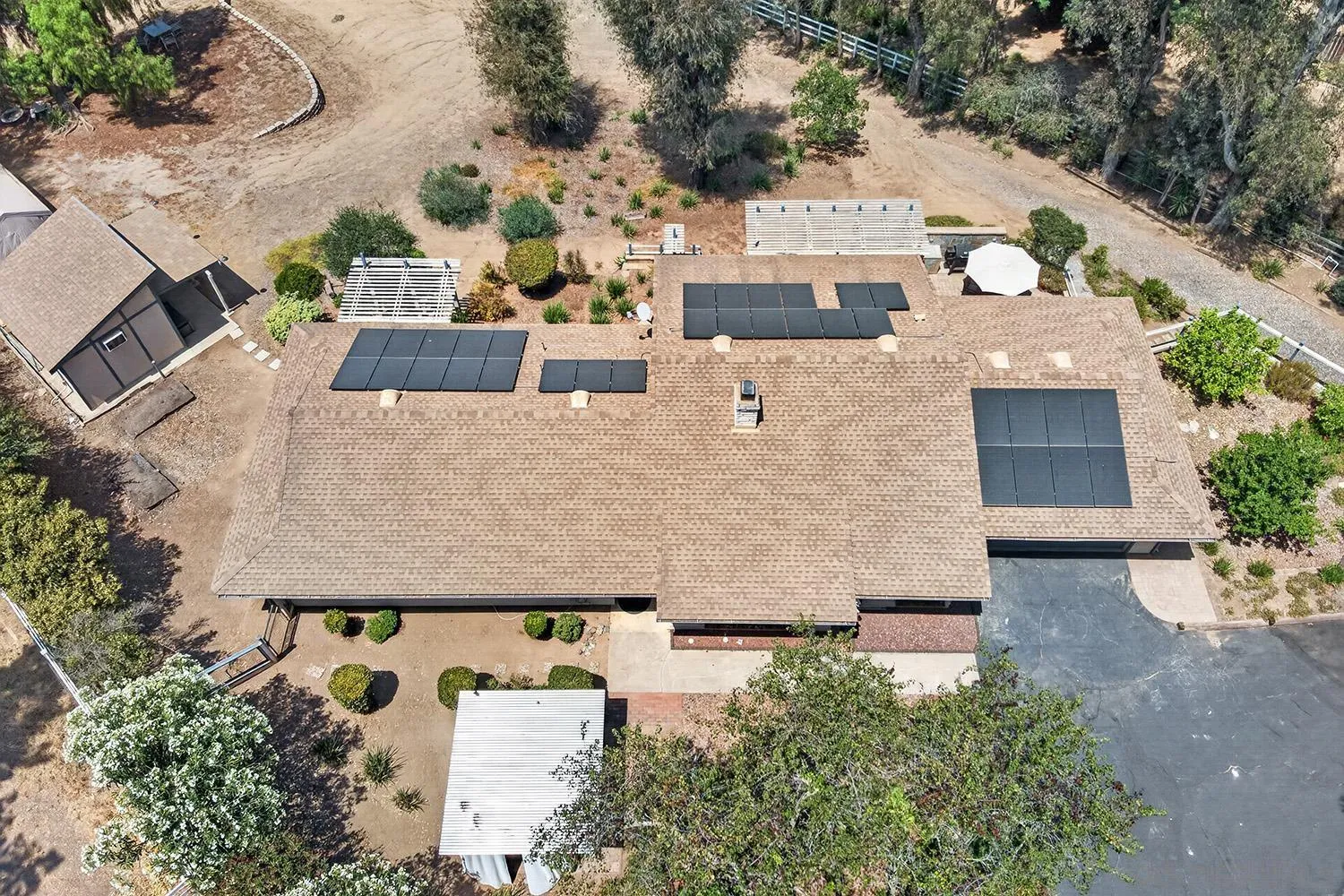 4515 Baja Mission Road Fallbrook, CA 92028 - Photo 3 of 56 Gallery Image 3