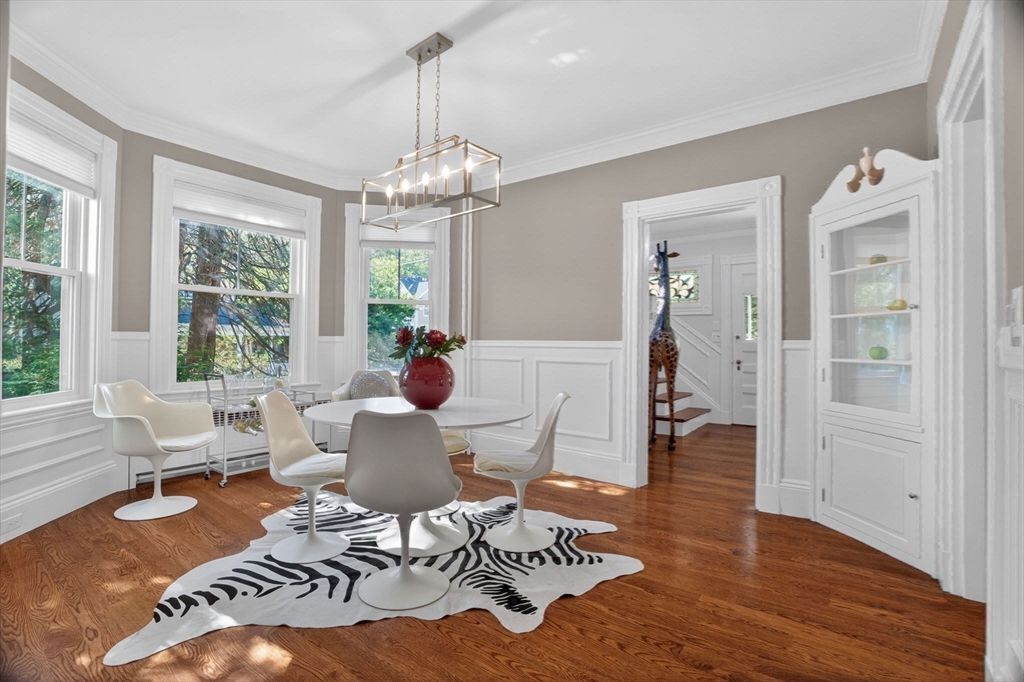 33 Linden Street Wellesley, MA 02482 - Photo 10 of 32