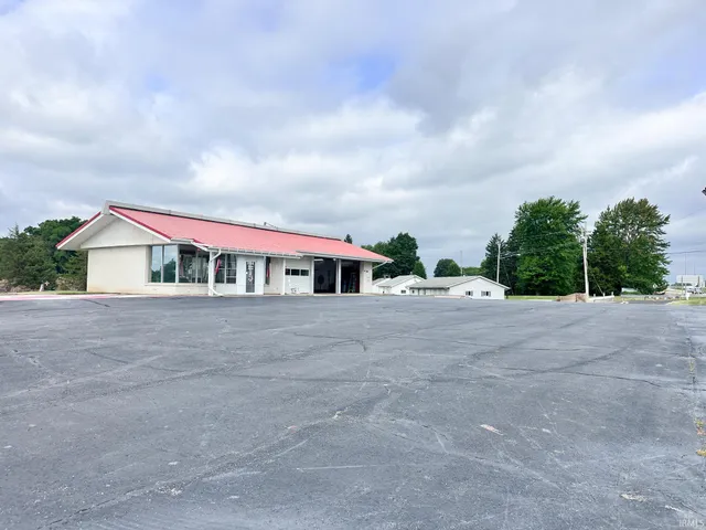 $999,999 | 2700 Williamsburg, Richmond, IN 47374