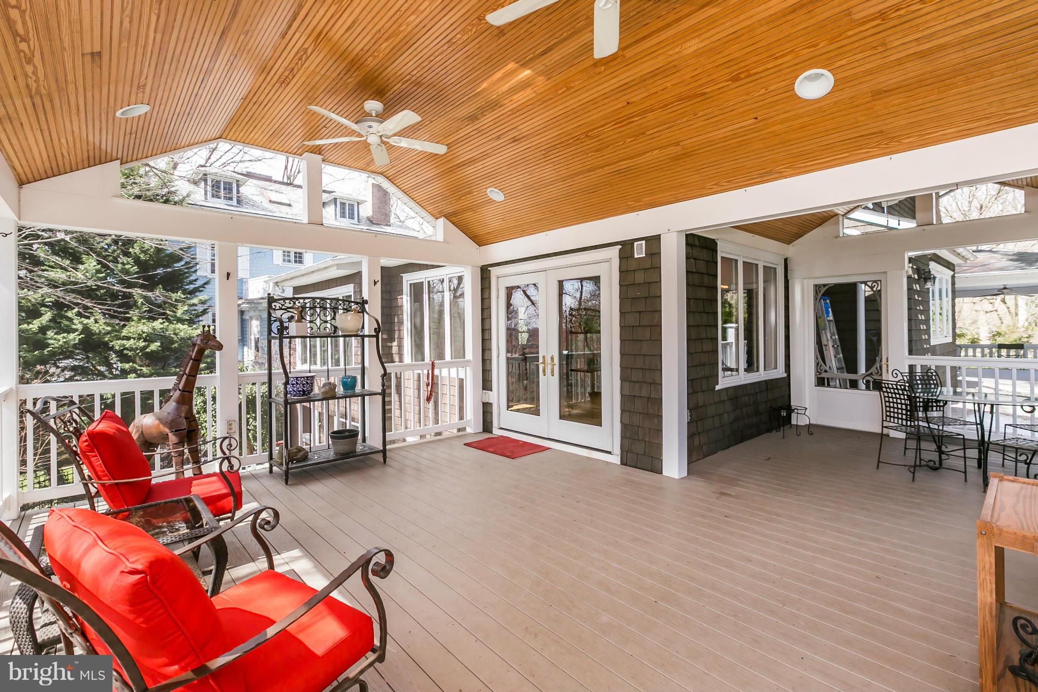 1 Midvale Road Baltimore, MD 21210 - Photo 24 of 30 a living room with furniture a rug and a chandelier