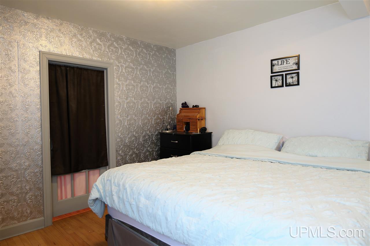 636 East Division Street Ishpeming, MI 49849 - Photo 23 of 43