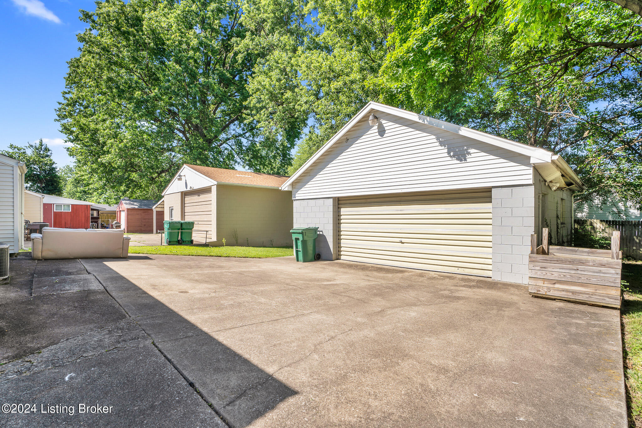 4825 Swallow Road Louisville, KY 40213 - Photo 8 of 19 DSC06348