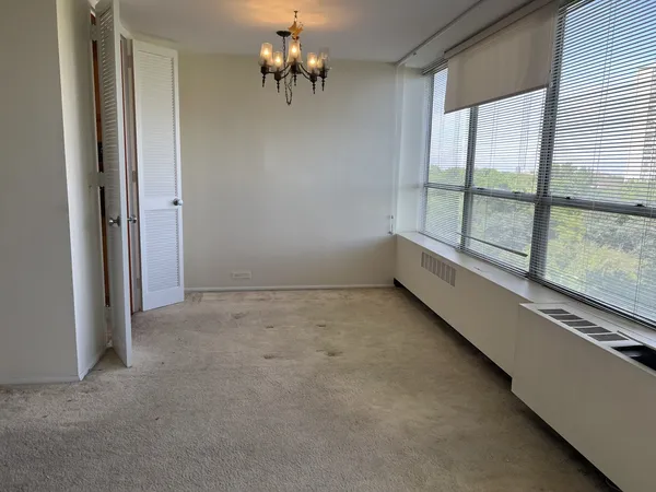 $139,900 | 4800 South Chicago Beach Drive, Unit 804N, Chicago, IL 60615