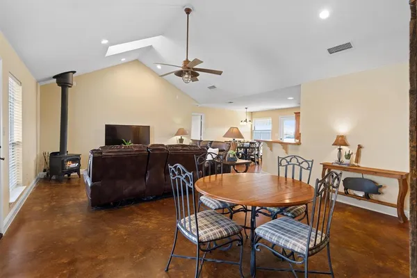 $1,195,000 | 19754 County Road 818, Farmersville, TX 75442