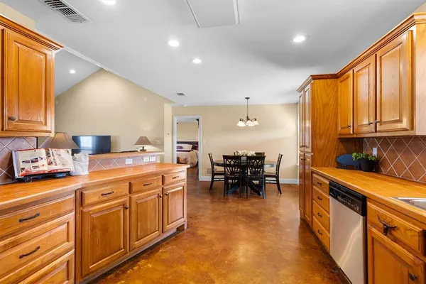 $1,195,000 | 19754 County Road 818, Farmersville, TX 75442