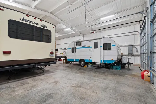 $1,195,000 | 19754 County Road 818, Farmersville, TX 75442