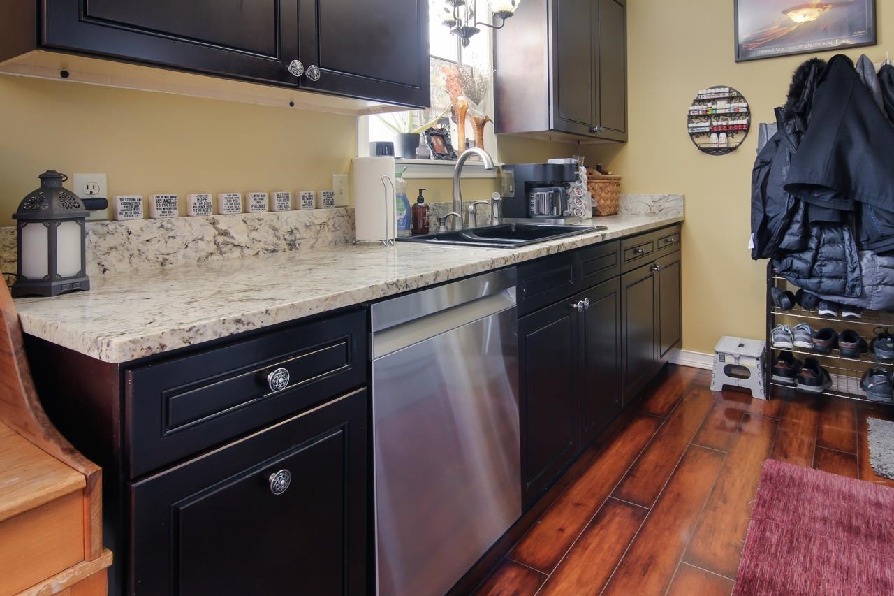 7756 East Birch Point Road Traverse City, MI 49684 - Photo 7 of 30 1895652-6.JPG