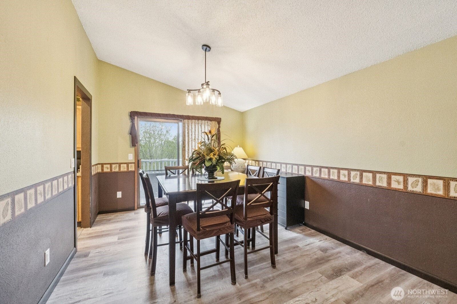 511 South 31st Street Renton, WA 98055 - Photo 6 of 37