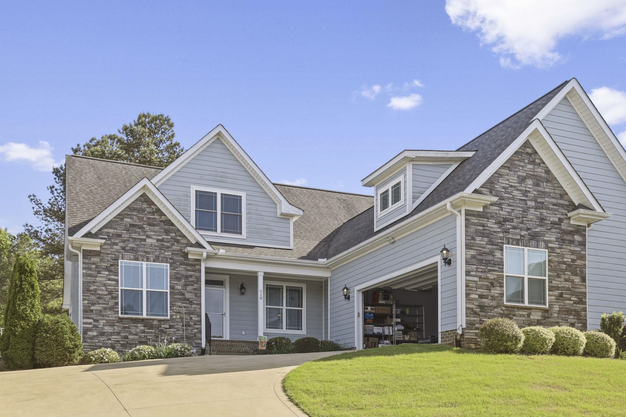 710 Man Of War Court Inman, SC 29349 - Photo 2 of 49