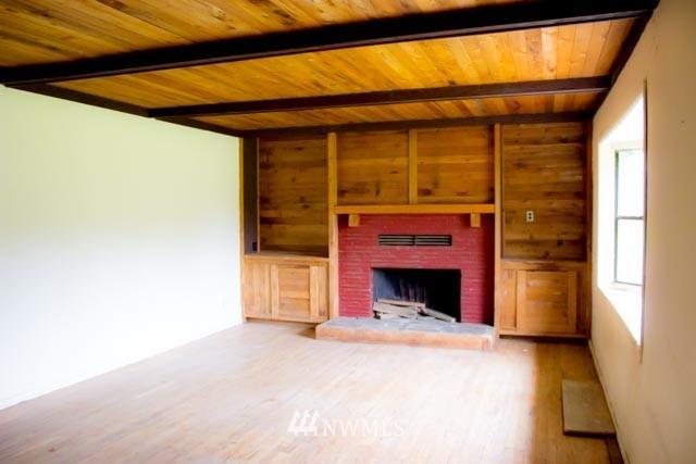 530 Larson Road Silver Creek, WA 98585 - Photo 2 of 12 Gallery Image 2