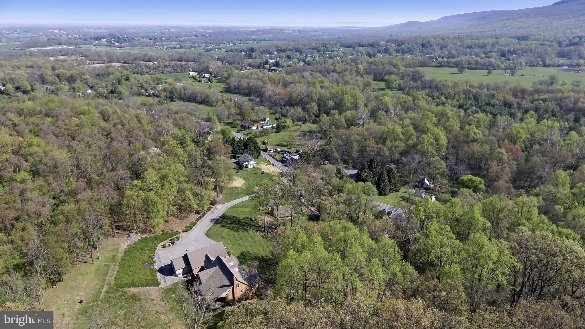 21163 Greenbrier Road Boonsboro, MD 21713 - Photo 2 of 30 Exterior (General)