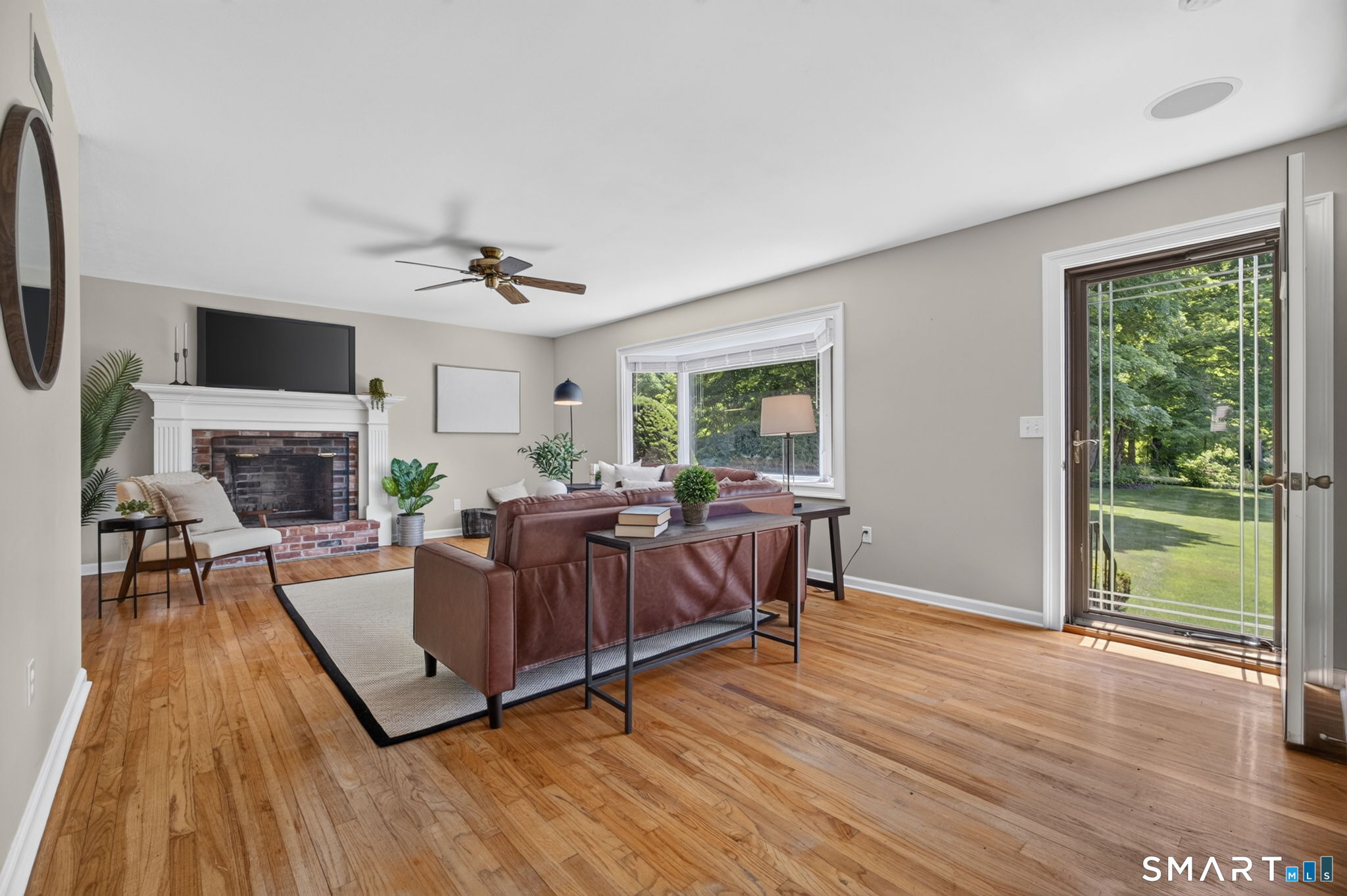 27 Wheaton Road New Milford, CT 06776 - Photo 6 of 39