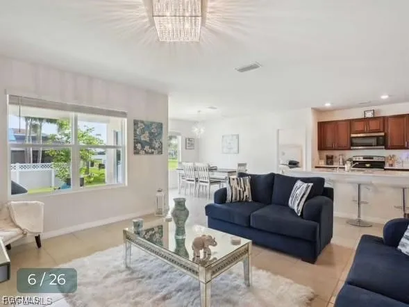 $1,800 | 1009 Jacaranda Parkway East, Cape Coral, FL 33909