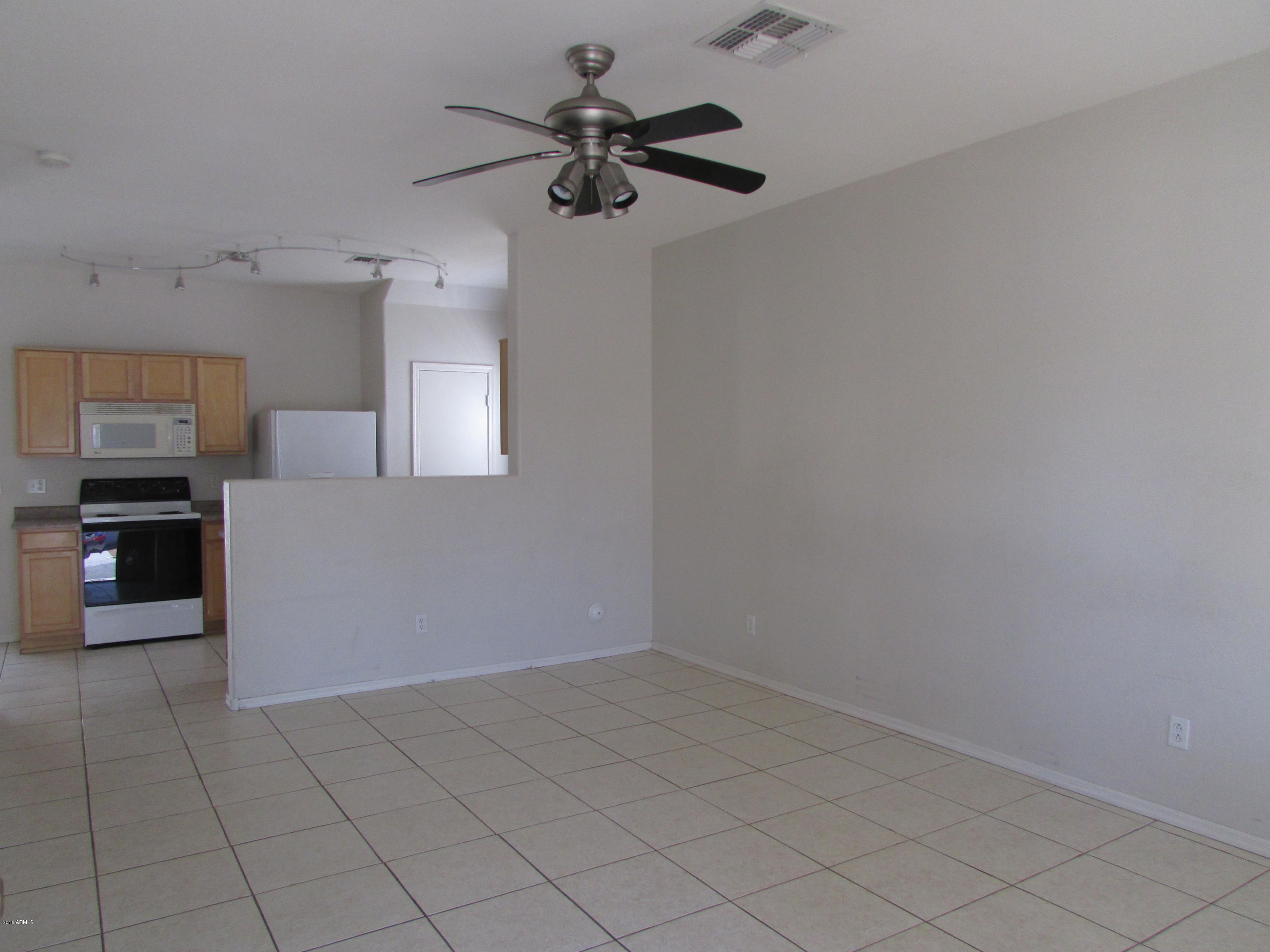 13238 West Redfield Road Surprise, AZ 85379 - Photo 3 of 17 IMG_1714