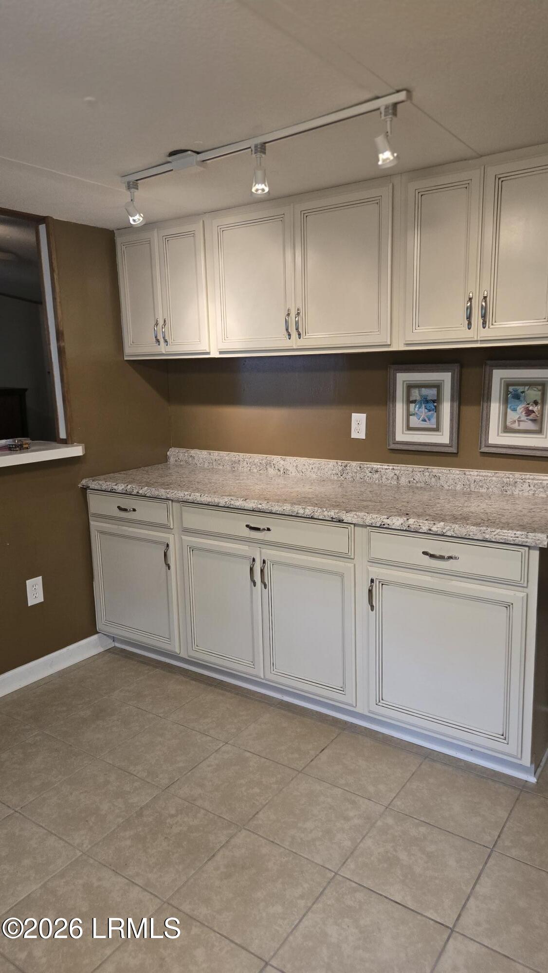 976 Sams Point Road Beaufort, SC 29907 - Photo 15 of 63 20260220_125810