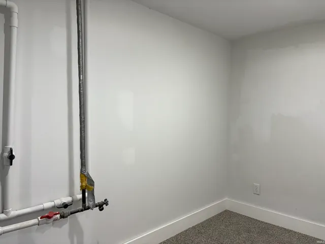 $309,900 | 1403 Lakeview Boulevard, Warsaw, IN 46580