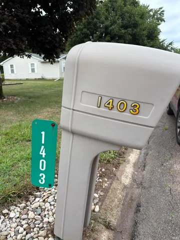 $309,900 | 1403 Lakeview Boulevard, Warsaw, IN 46580