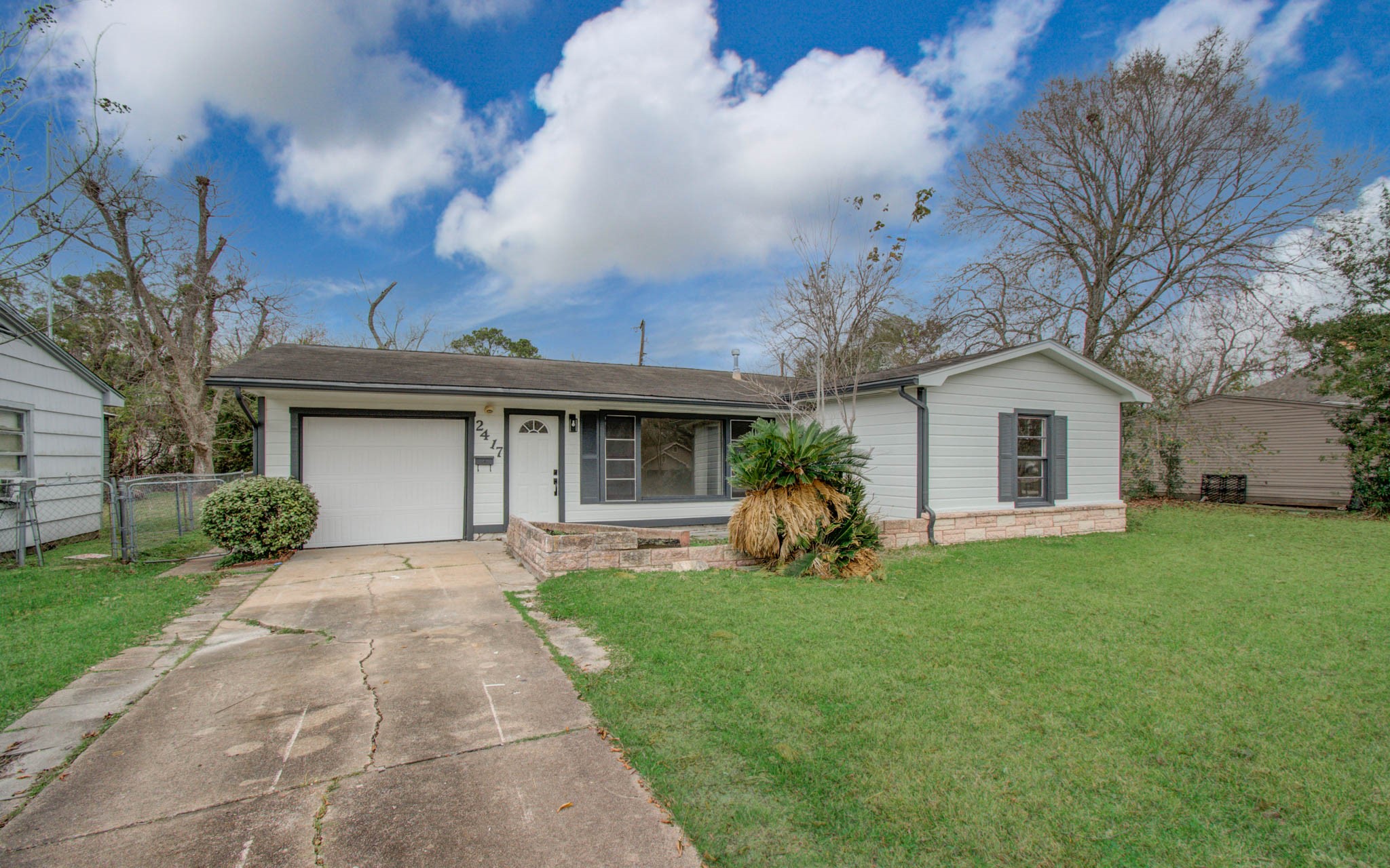 2417 Pecan Street Dickinson, TX 77539 - Photo 2 of 43