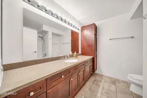 $385,000 | 4808 North 24th Street, Unit 202, Phoenix, AZ 85016