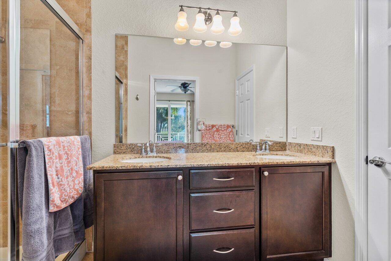 1311 Community Drive Jupiter, FL 33458 - Photo 13 of 32 Master bath