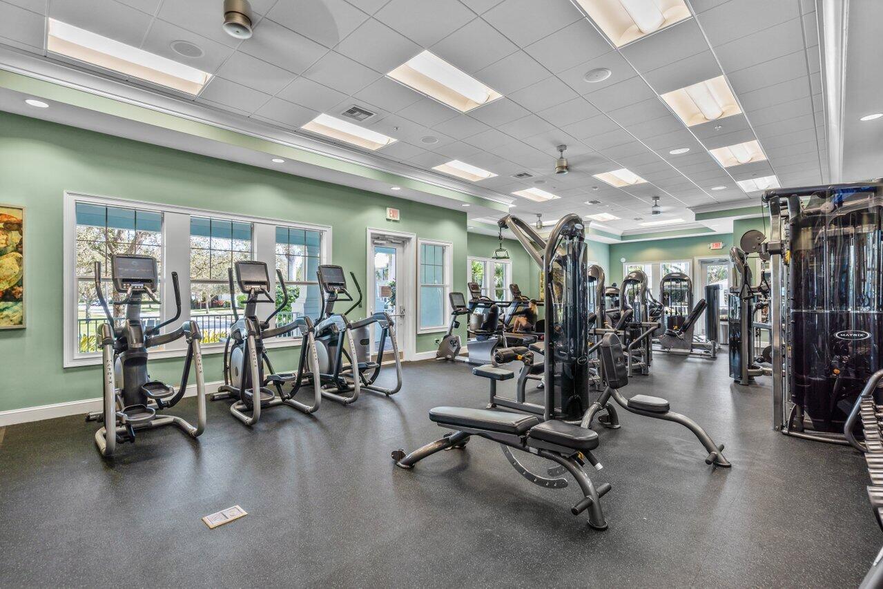 1311 Community Drive Jupiter, FL 33458 - Photo 25 of 32 028-1311CommunityDrive-Jupiter-FL-33458-