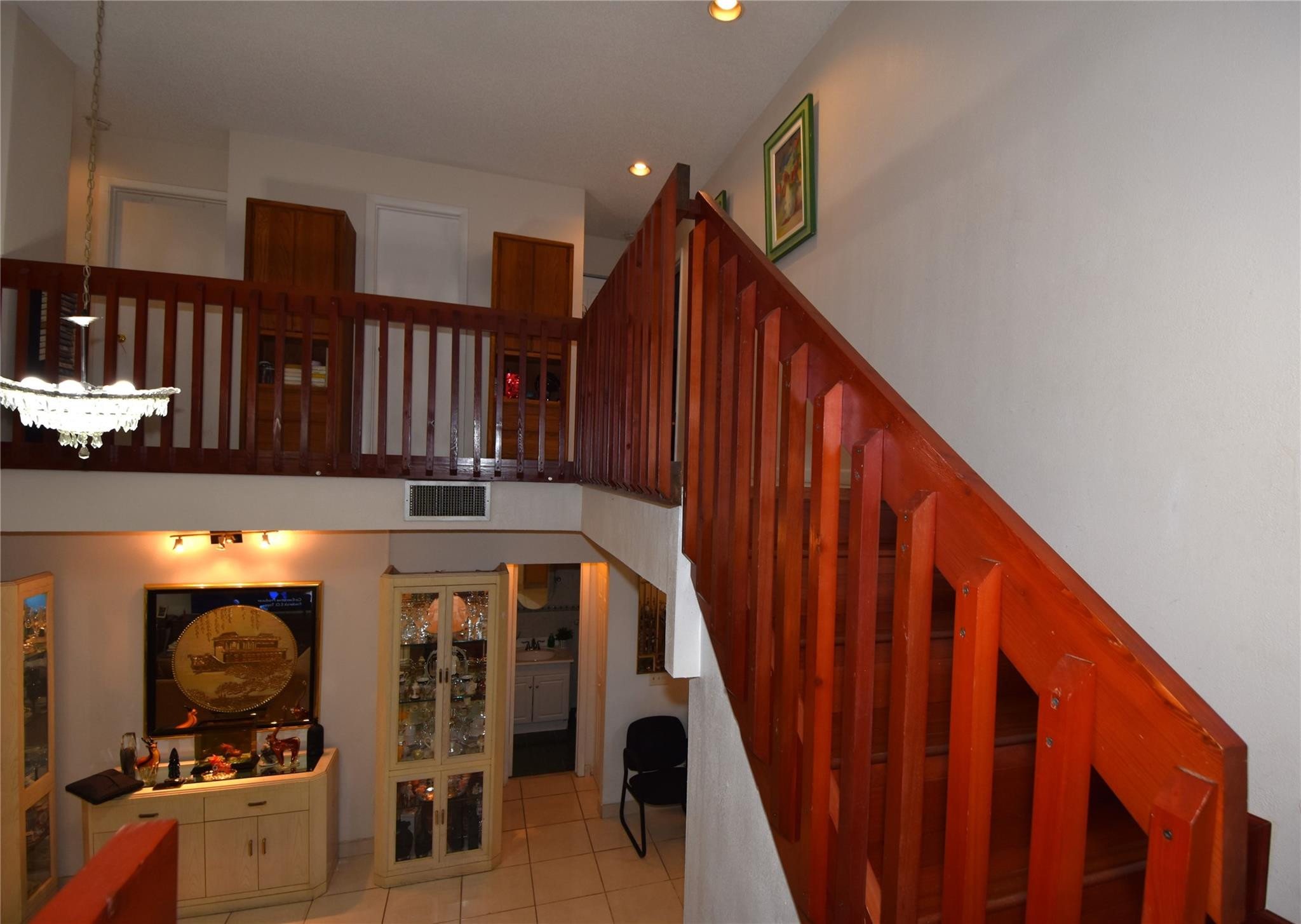 5226 Gate Lake Road, Unit 5226 Tamarac, FL 33319 - Photo 14 of 35 STAIRS