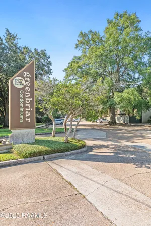 $129,000 | 220 Doucet Road, Unit 201A, Lafayette, LA 70503