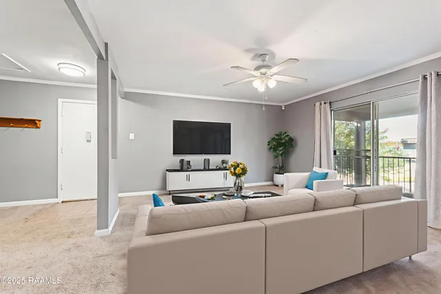 $135,000 | 220 Doucet Road, Unit 201A, Lafayette, LA 70503