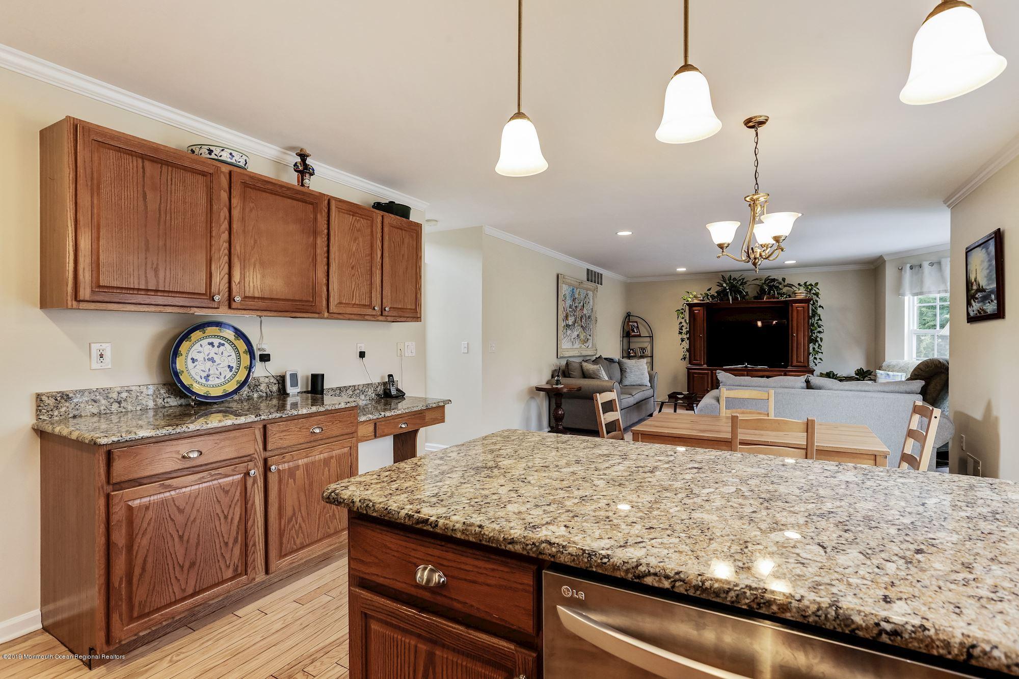 38 Bryce Canyon Road Howell, NJ 07731 - Photo 12 of 45 Granite In Kitchen