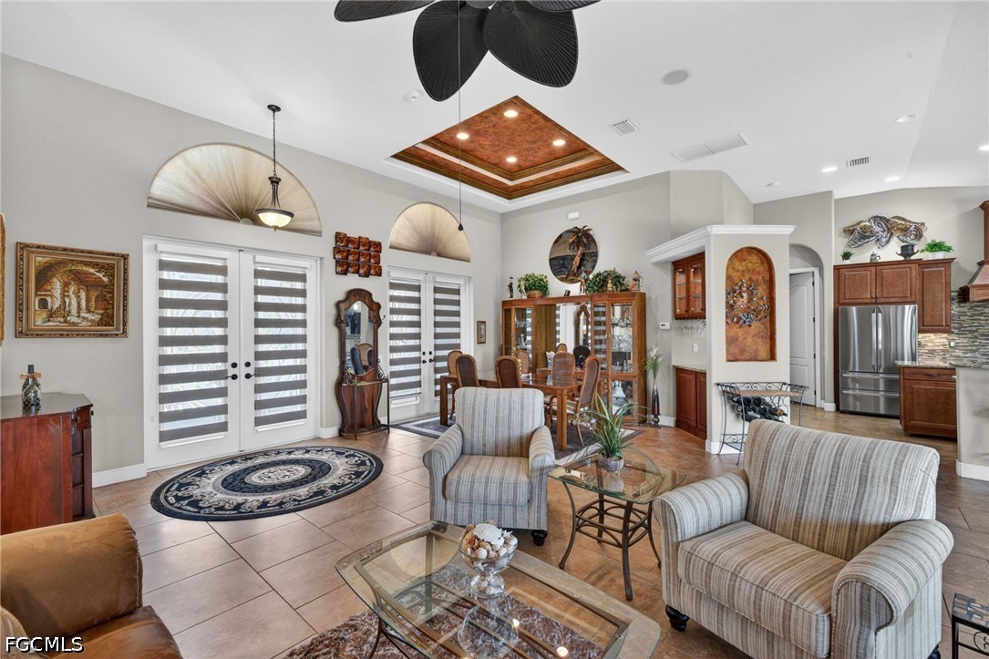 6109 Calusa Rdg Trail Bokeelia, FL 33922 - Photo 13 of 48 a living room with furniture and a large window