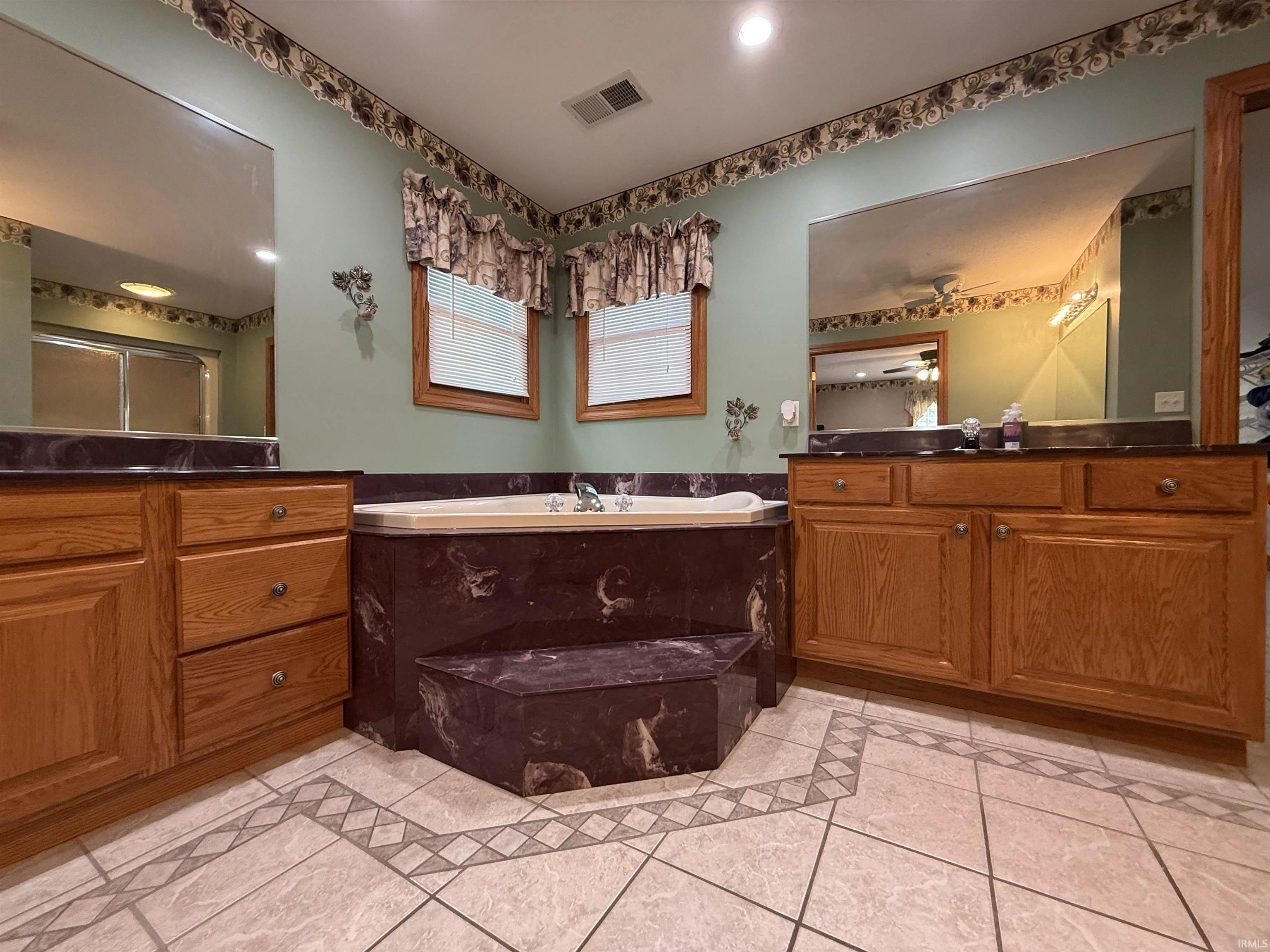 3419 Mt Vernon Drive Vincennes, IN 47591 - Photo 13 of 36