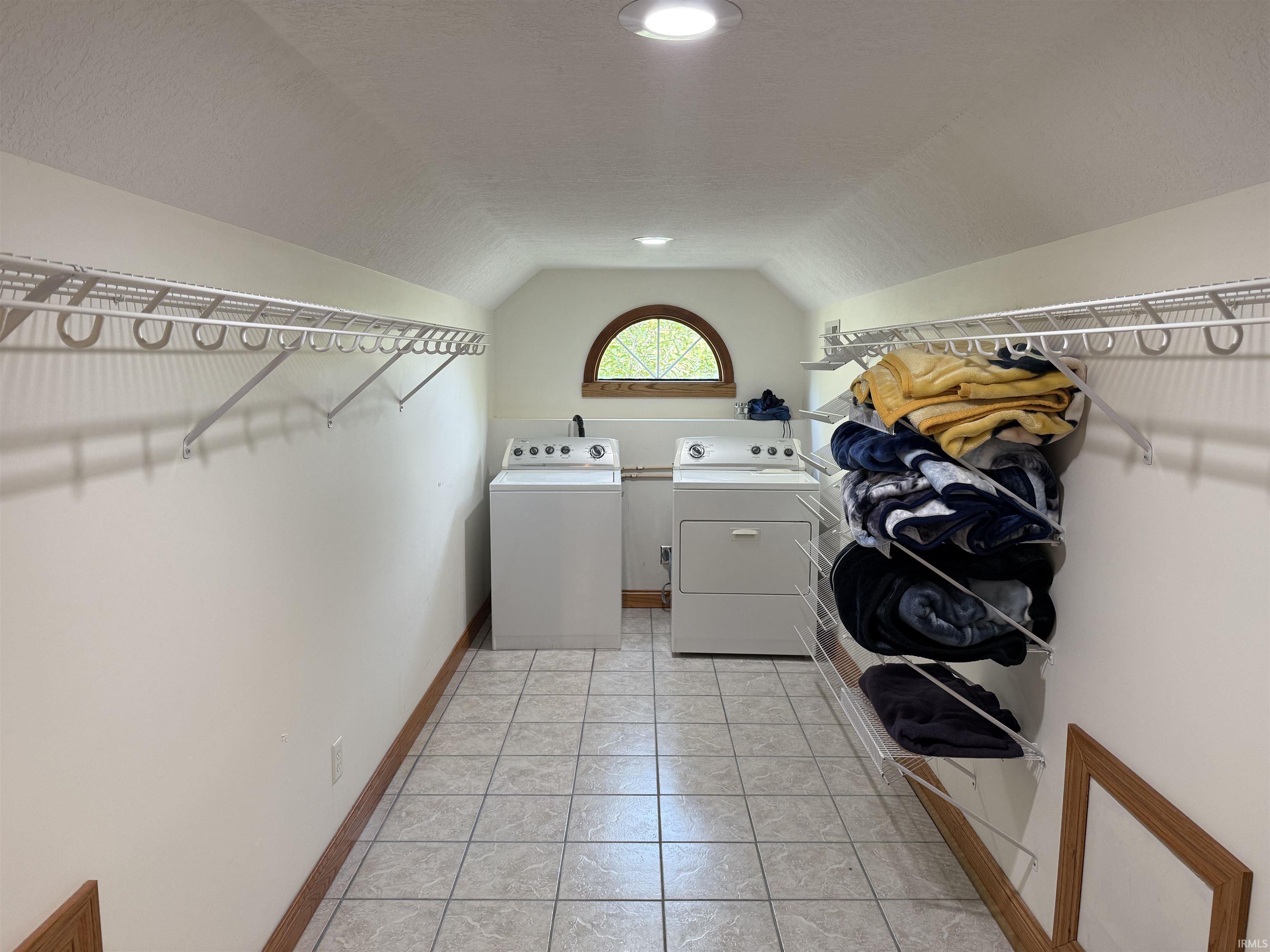 3419 Mt Vernon Drive Vincennes, IN 47591 - Photo 14 of 36