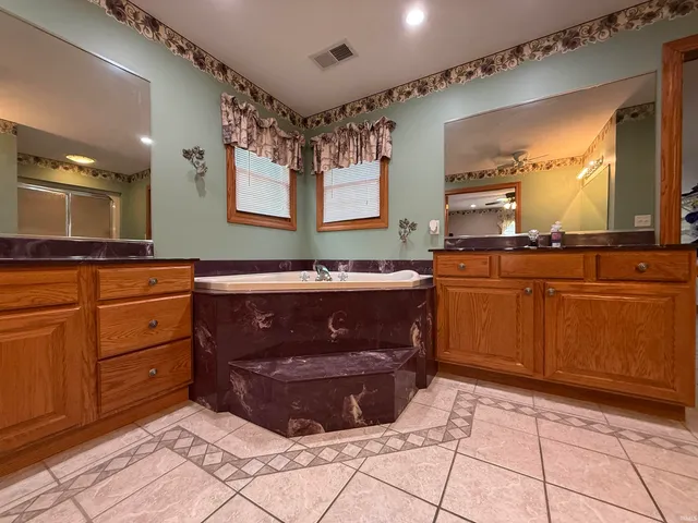 $465,000 | 3419 Mt Vernon Drive, Vincennes, IN 47591