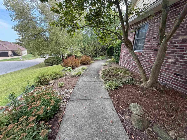 $465,000 | 3419 Mt Vernon Drive, Vincennes, IN 47591