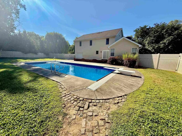 $465,000 | 3419 Mt Vernon Drive, Vincennes, IN 47591