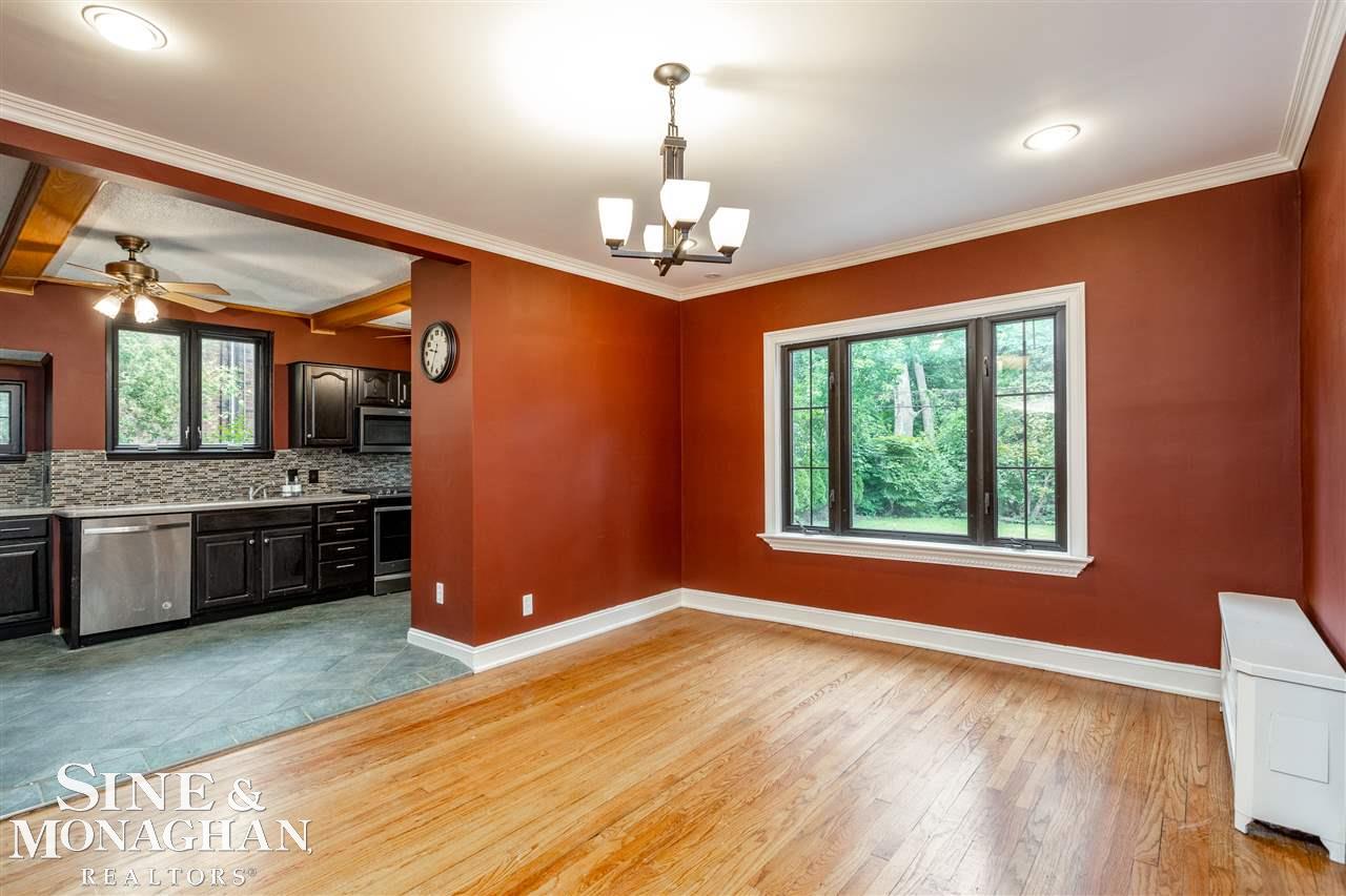 816 Bedford Road Grosse Pointe Park, MI 48230 - Photo 10 of 37