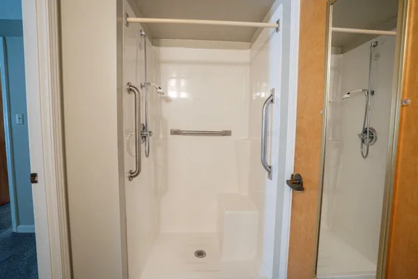 $65,000 | 3589 Covington Pike, Unit 222, Memphis, TN 38128