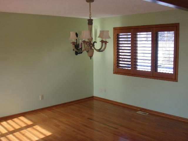 1836 North Walmont Road Jackson, MI 49203 - Photo 3 of 11 Photo 3
