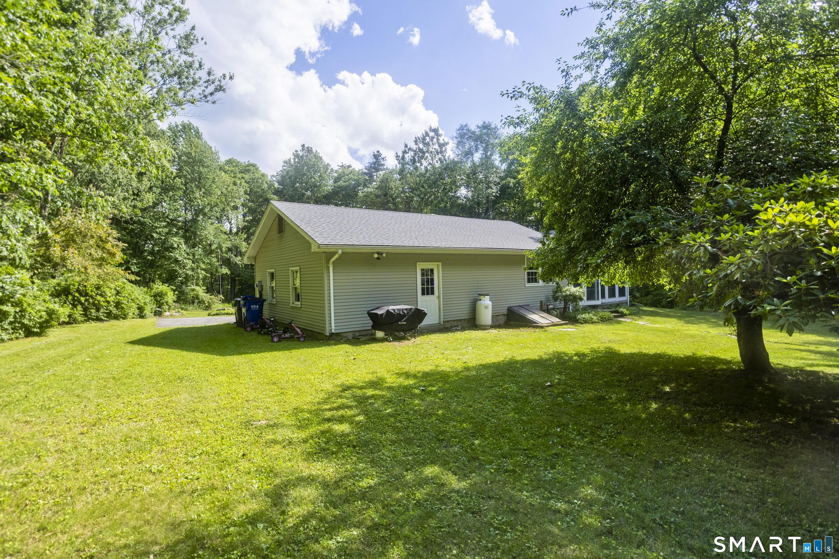 15 Greaves Road East Stafford, CT 06076 - Photo 4 of 38