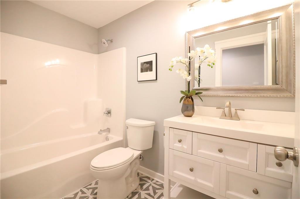 7011 Lantern Road Indianapolis, IN 46256 - Photo 29 of 54 Gallery Image 29