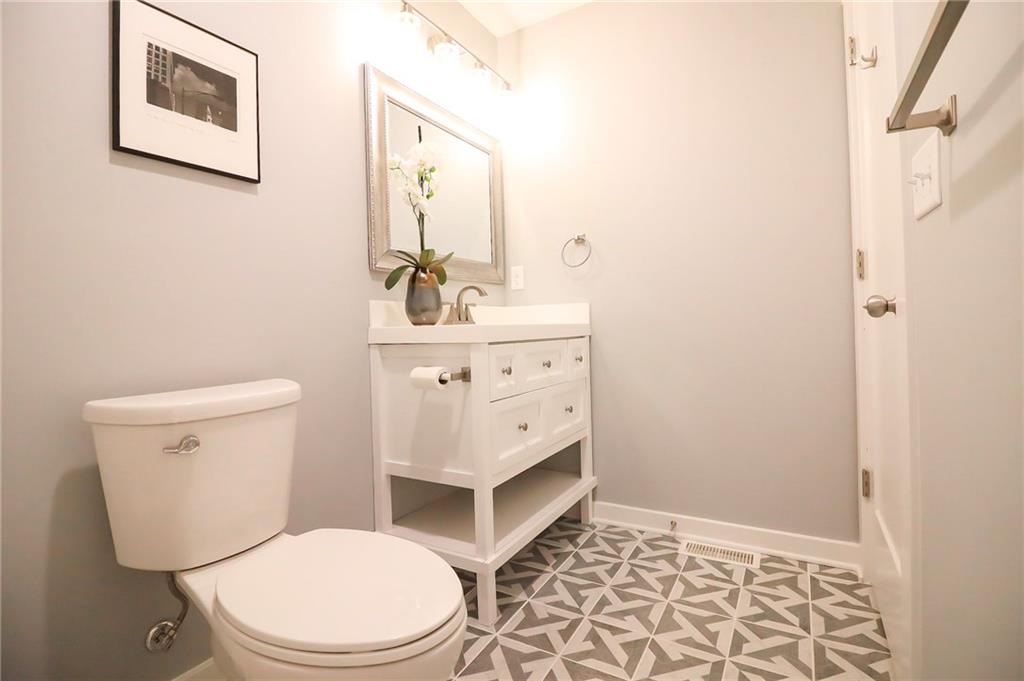 7011 Lantern Road Indianapolis, IN 46256 - Photo 30 of 54 Gallery Image 30