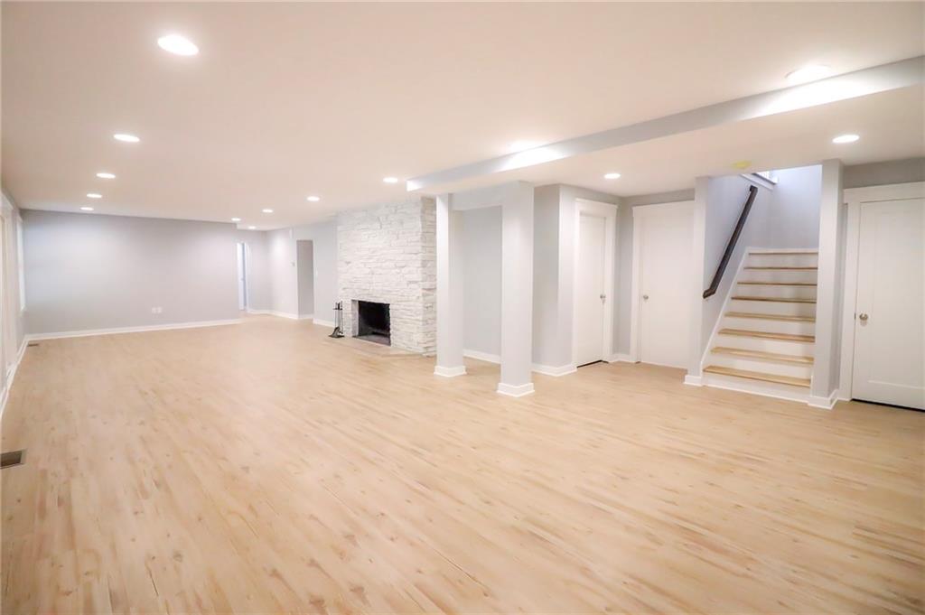 7011 Lantern Road Indianapolis, IN 46256 - Photo 34 of 54 Gallery Image 34