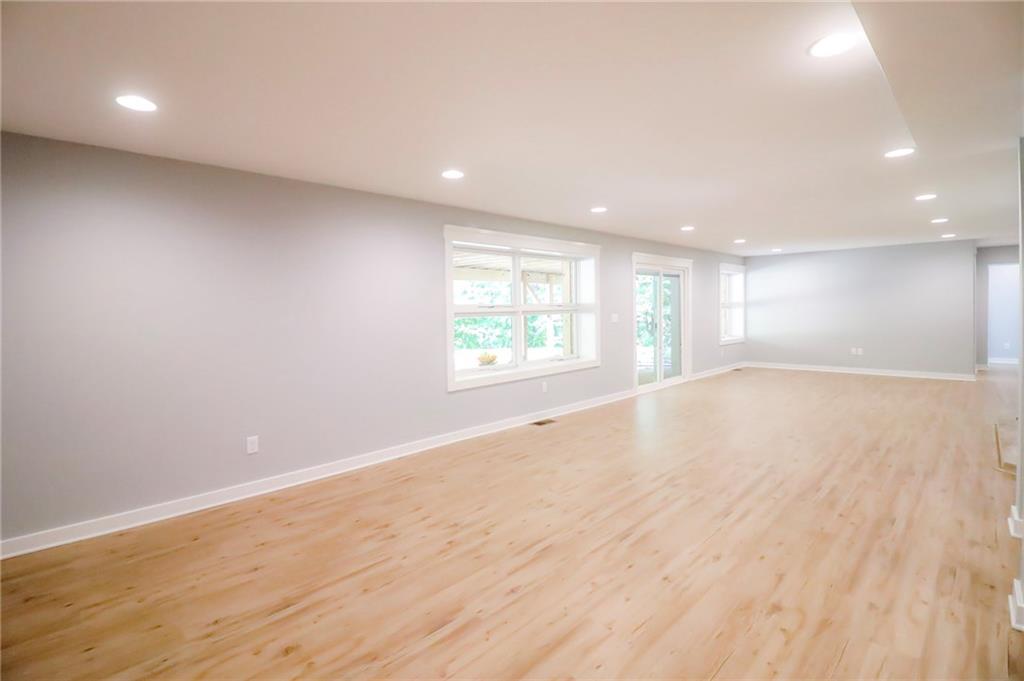 7011 Lantern Road Indianapolis, IN 46256 - Photo 36 of 54 Gallery Image 36